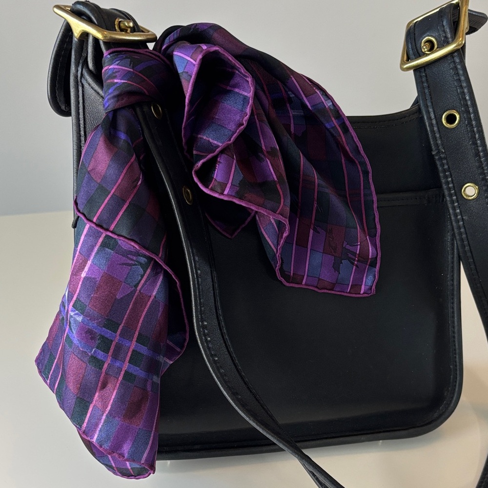 Banana Republic | 100% Silk Purple and Pink Scarf with hand rolled edges - Picture 1 of 4